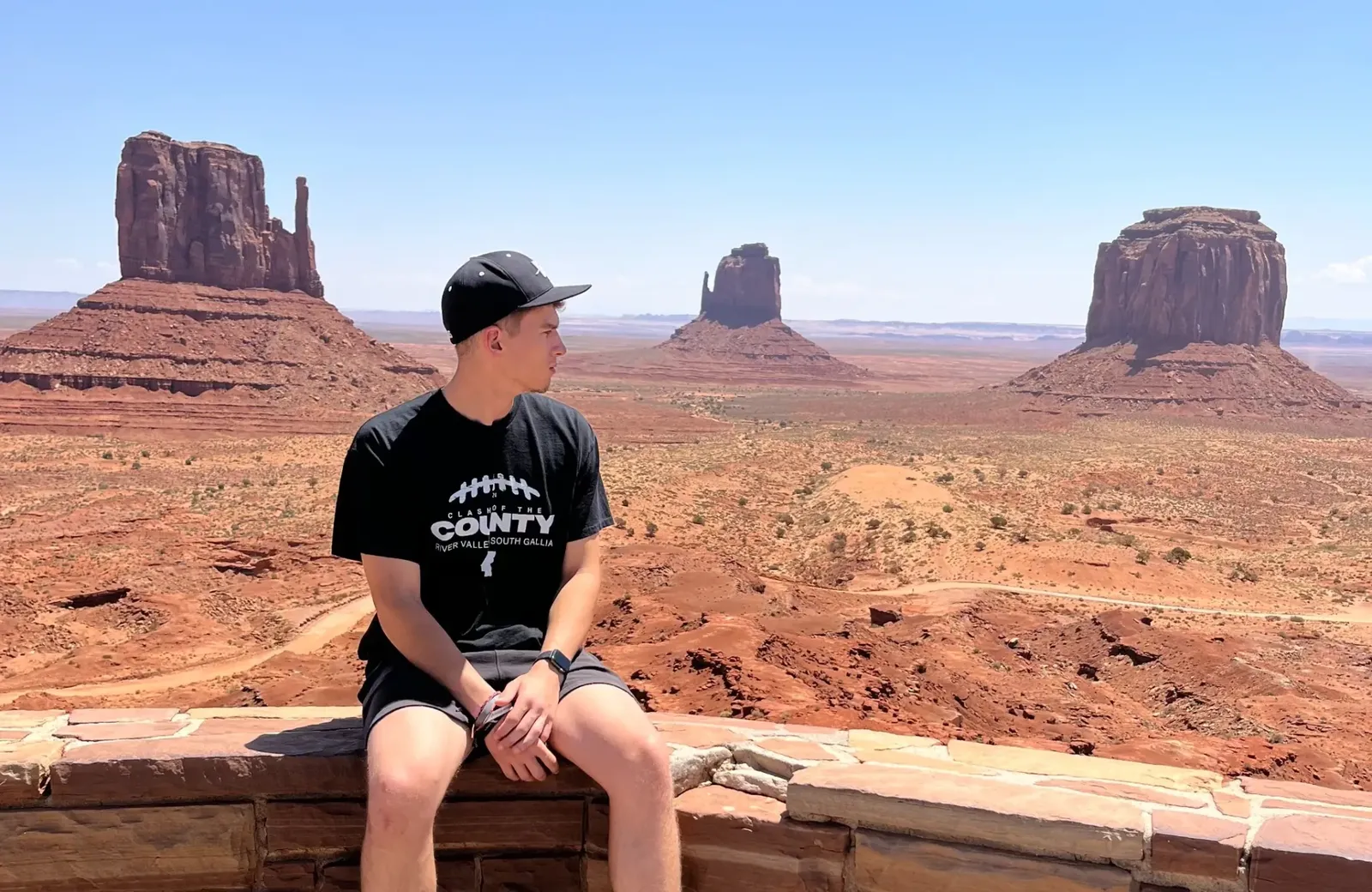Daniel na vyhlídce v Monument Valley v Arizoně během svého roku na americké high school